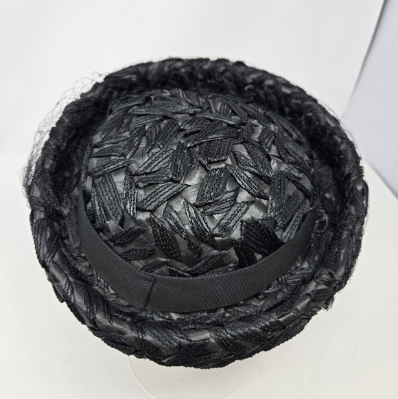 VINTAGE 1950 PASADENA HATS BLACK WOVEN STRAW BOATER HAT VEIL WOMEN OS WHIMSIGOTH - Picture 8 of 15